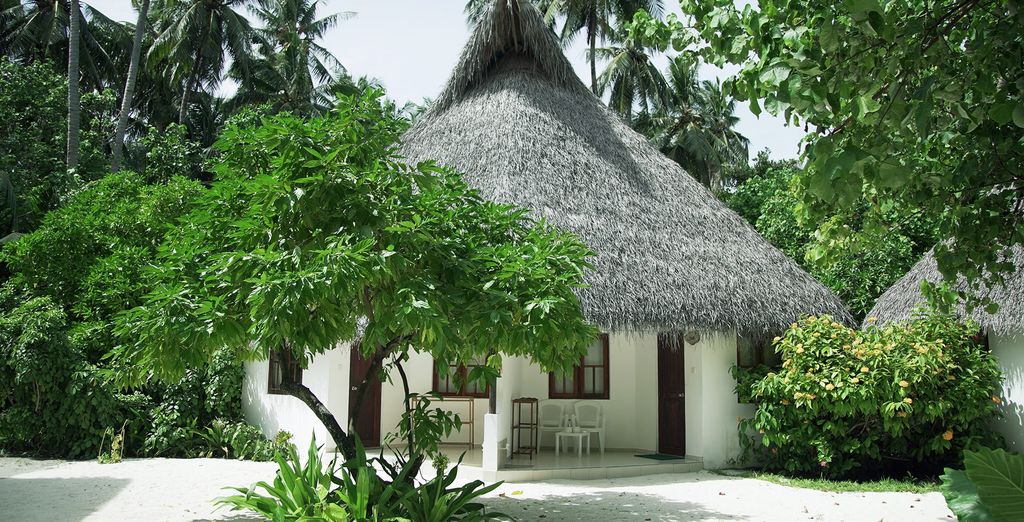 Fihalhohi Island Resort 4*