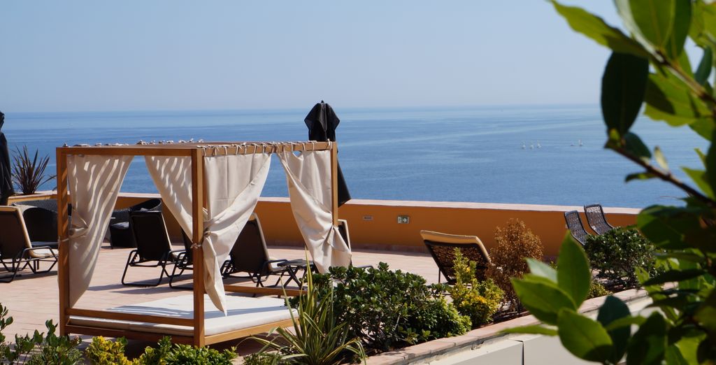 Hotel la Perouse Nice 4*