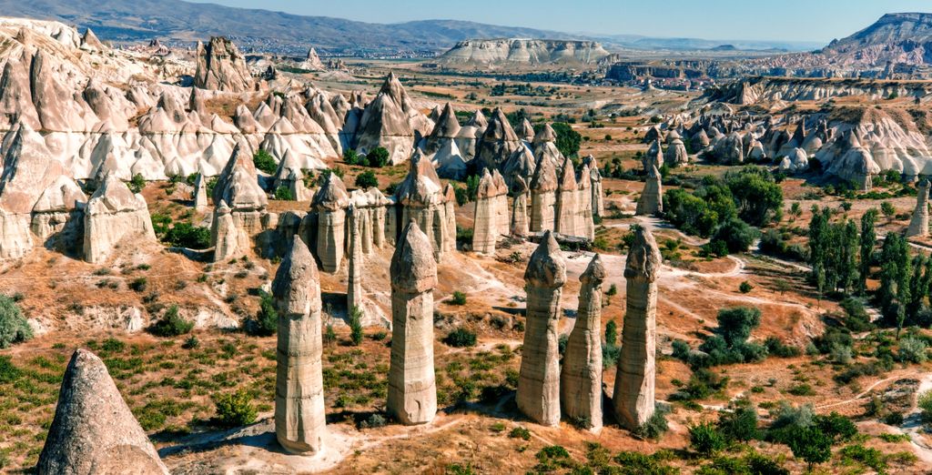 Tour di gruppo: Tra valli lunari e straordinari siti storici