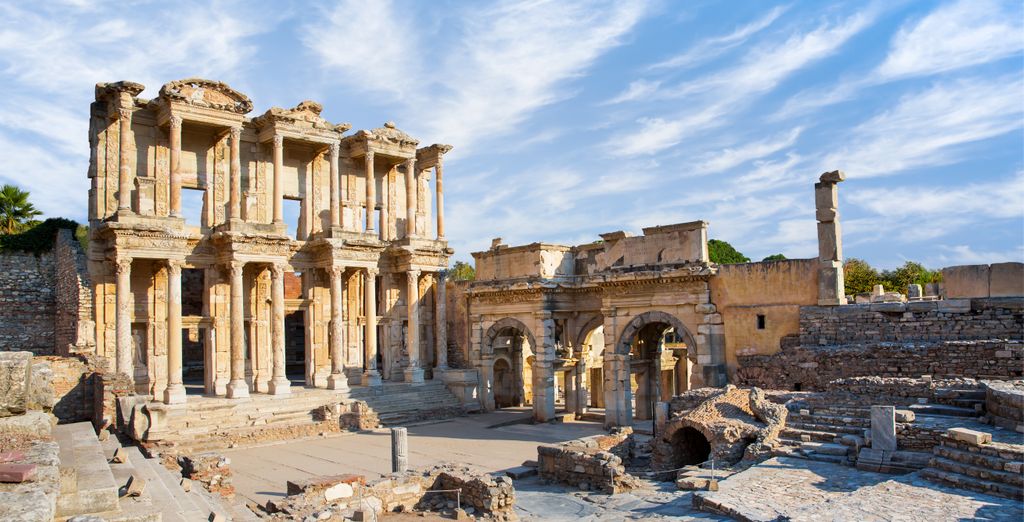 Tour di gruppo: Nuovo anno da favola tra Europa e Asia 
