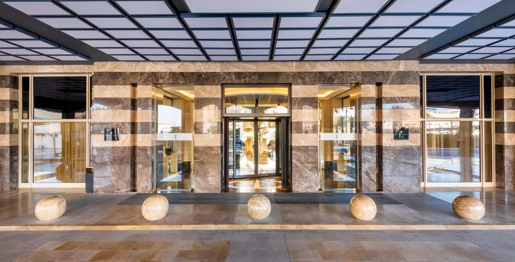 Hilton Seychelles Labriz Resort & Spa 5* con possibile estensione a Doha