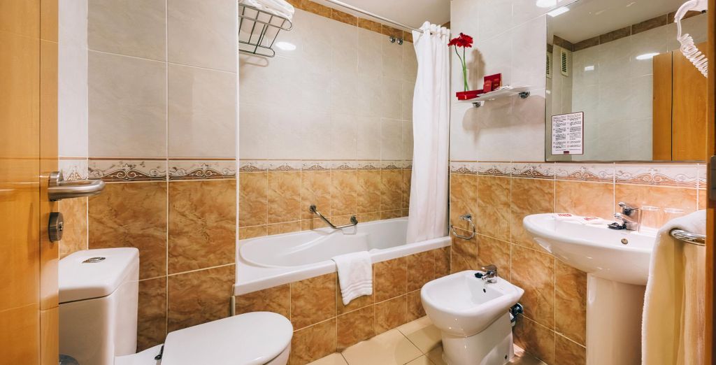 Grand Muthu Golf Plaza Hotel & Spa 5*