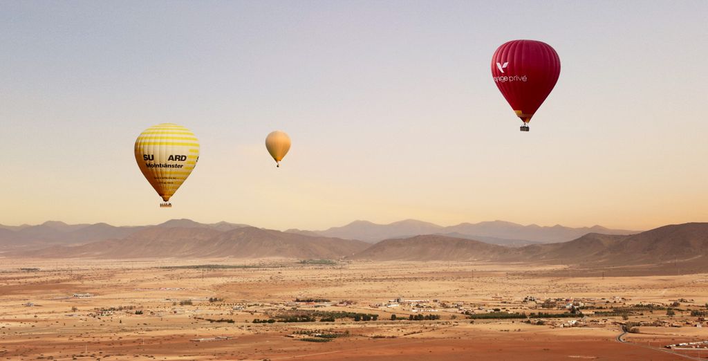 Soggiorno in libertà: Nella città rossa del Marocco con escursioni incluse