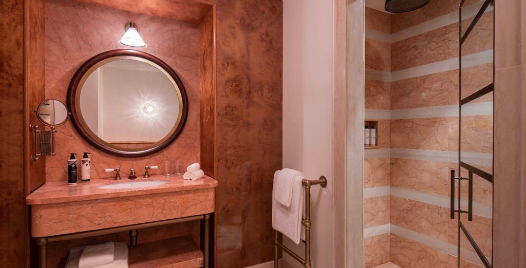 Oaga Art Resort 5* con possibile pre-estensione a Doha 