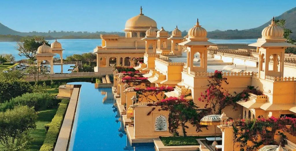 8-Night Private Tour: Jewels of India with Oberoi 5* Hotels