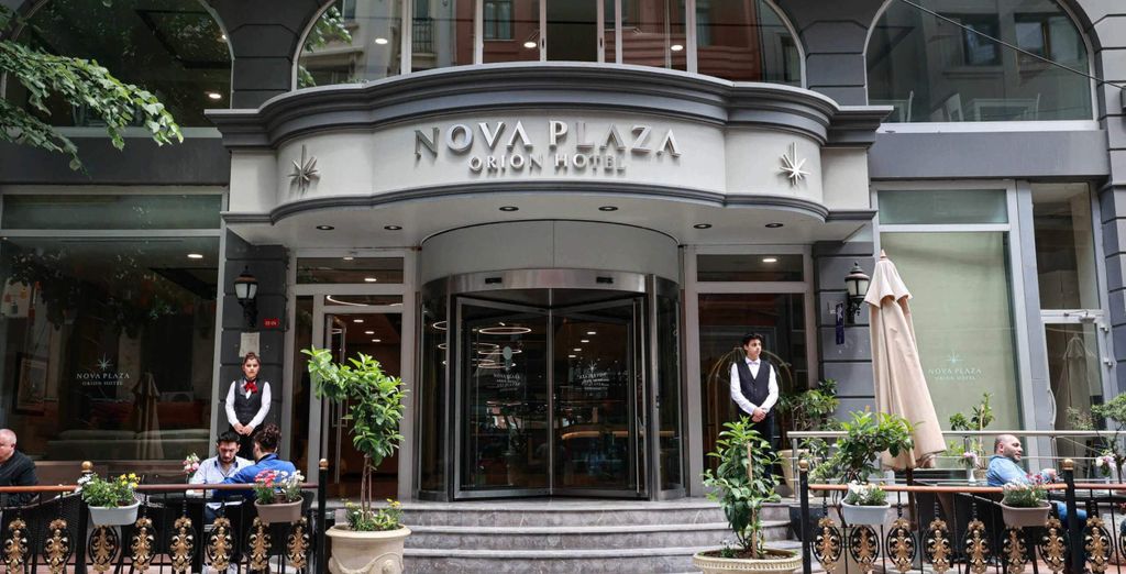Nova Plaza Orion 4*