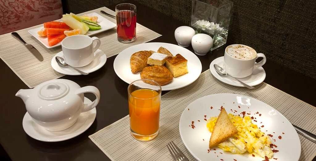 NH Collection Sevilla 4*