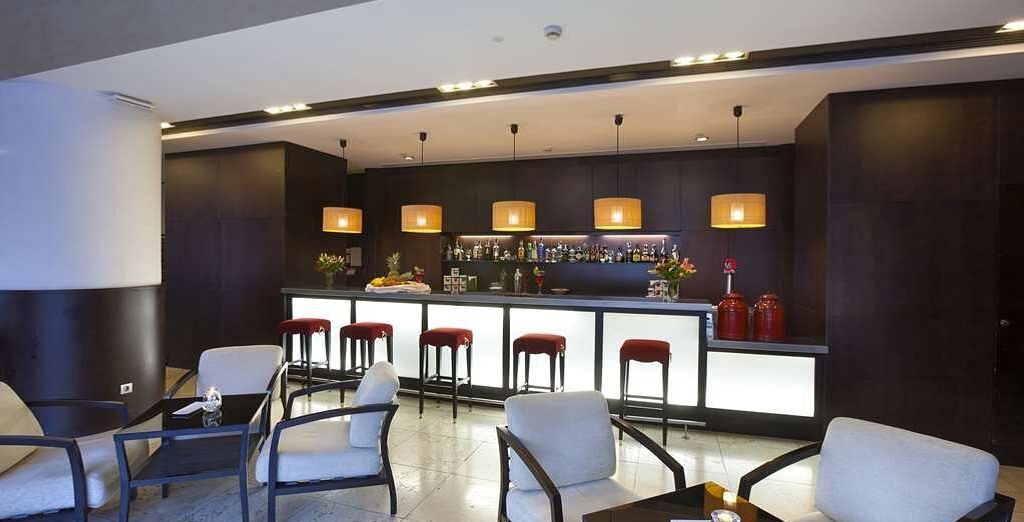 NH Collection Sevilla 4*