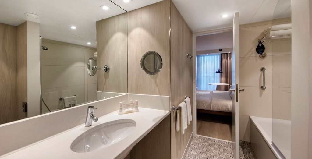 Radisson Blu Hotel Nice 4*