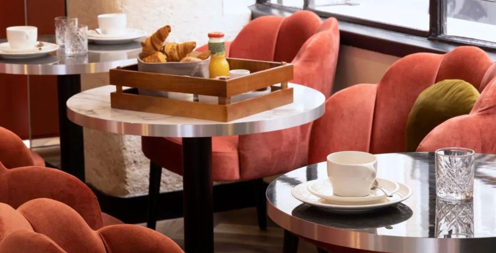 Hotel Regina Opera 4*