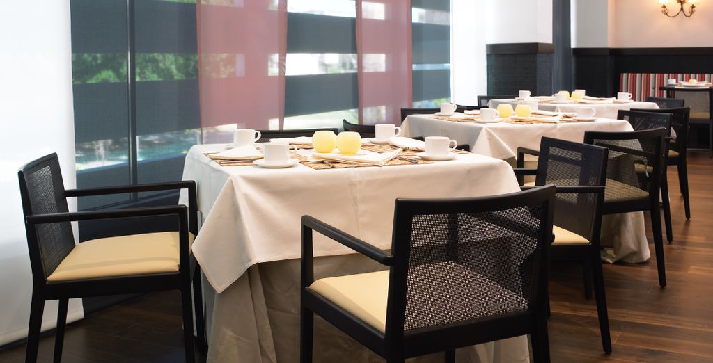NH Collection Sevilla 4*