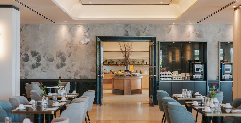 Royal Apollonia 5*