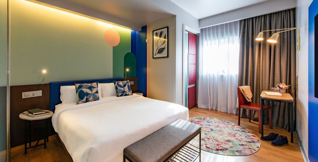 Voco Madrid Retiro 4*