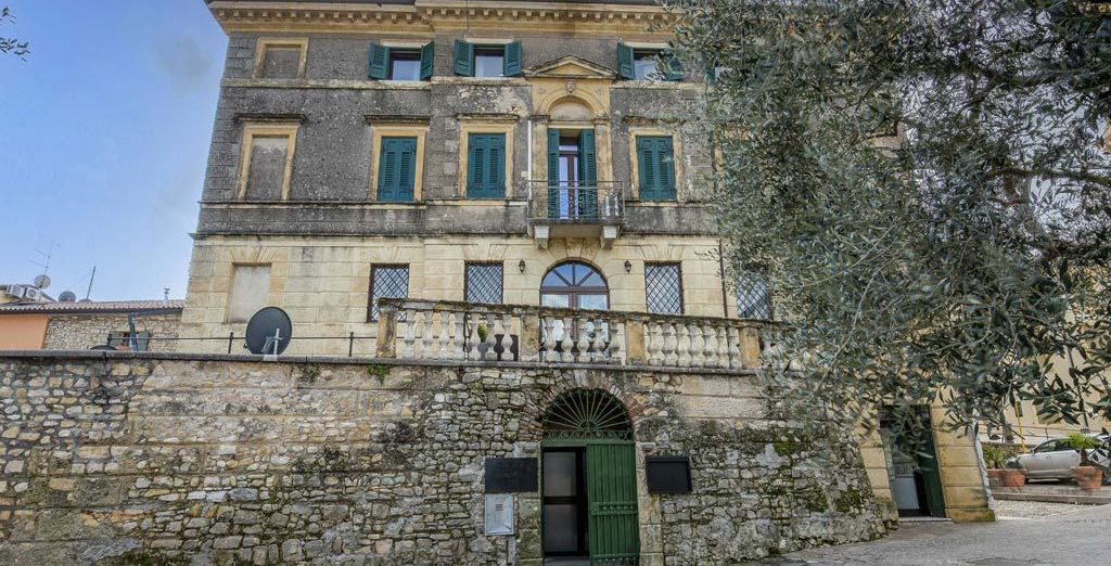 Castrum Wine Relais