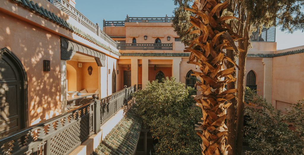 Riad Le Perroquet Bleu con possibile prolungamento all'Agafay Valley Camp 5*