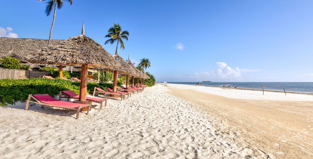 Sun Bay Mlilile Beach Hotel 4*