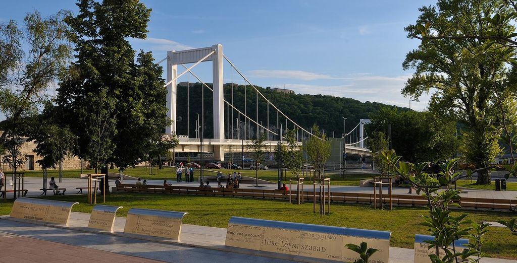 La Prima Fashion Budapest 4*