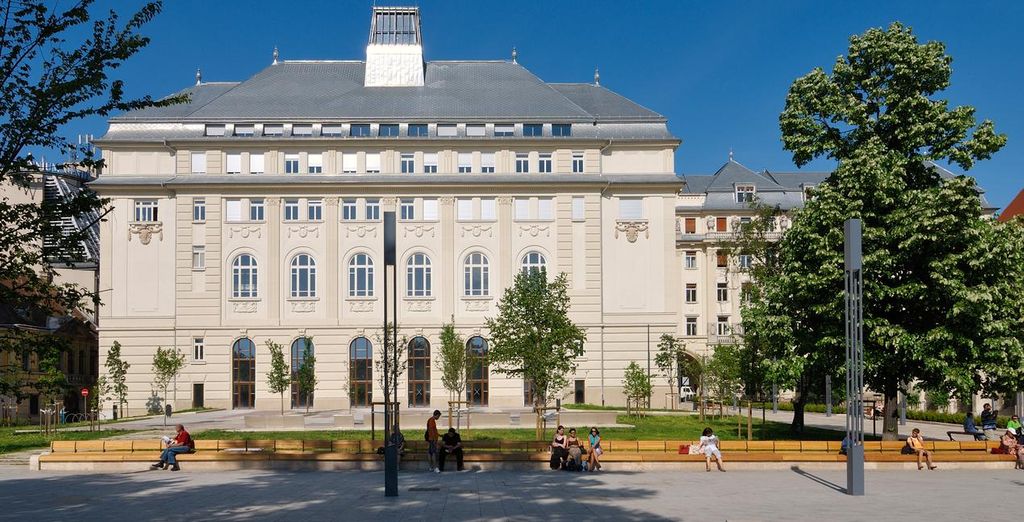 La Prima Fashion Budapest 4*
