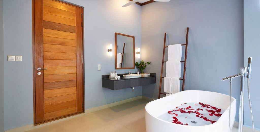Ifuru Island Resort 5*