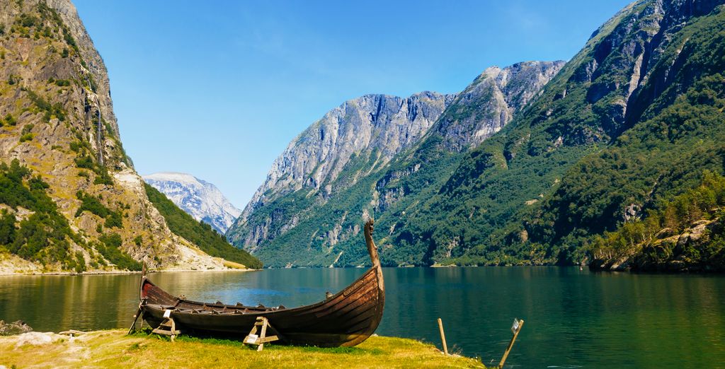 Tour di gruppo: La magia dei Fiordi con possibile estensione in Svezia