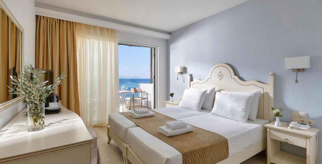 Alexander The Great Beach Hotel 4*
