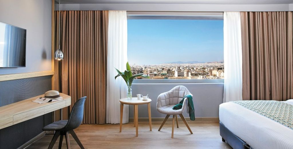 Wyndham Grand Athens 5*