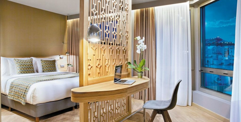 Wyndham Grand Athens 5*