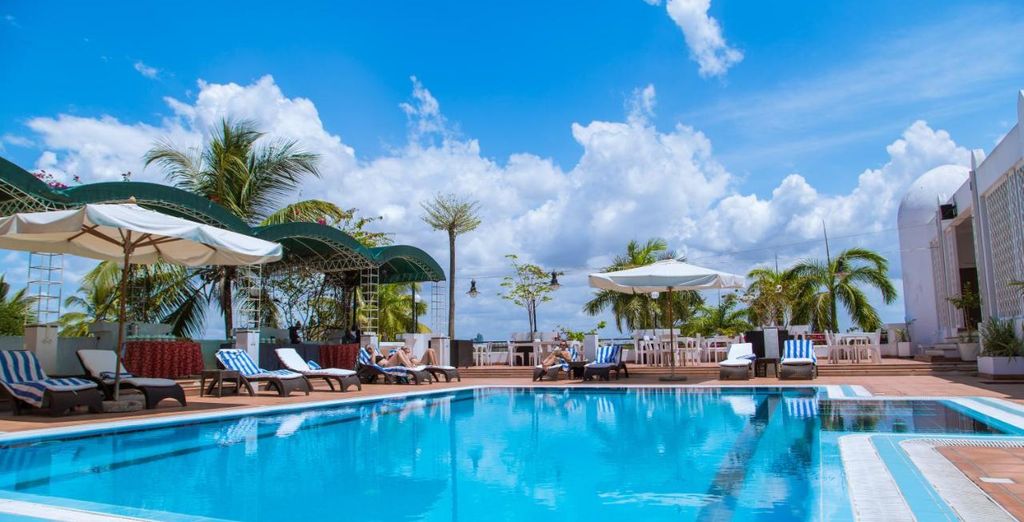 Karibu Beach Resort 4* con possibile safari in pre-estensione