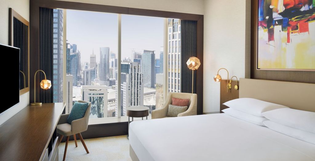 Crowne Plaza Muscat 4* con possibile pre-estensione al Delta Hotels by Marriott City Center Doha 5*