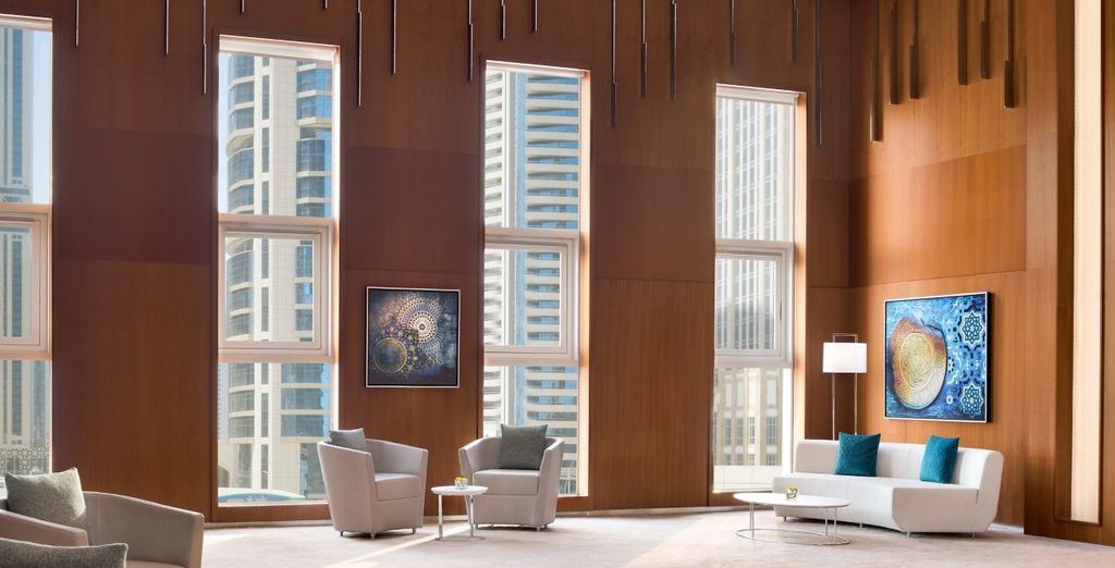 Crowne Plaza Muscat 4* con possibile pre-estensione al Delta Hotels by Marriott City Center Doha 5*