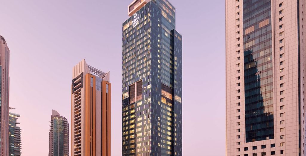 Crowne Plaza Muscat 4* con possibile pre-estensione al Delta Hotels by Marriott City Center Doha 5*
