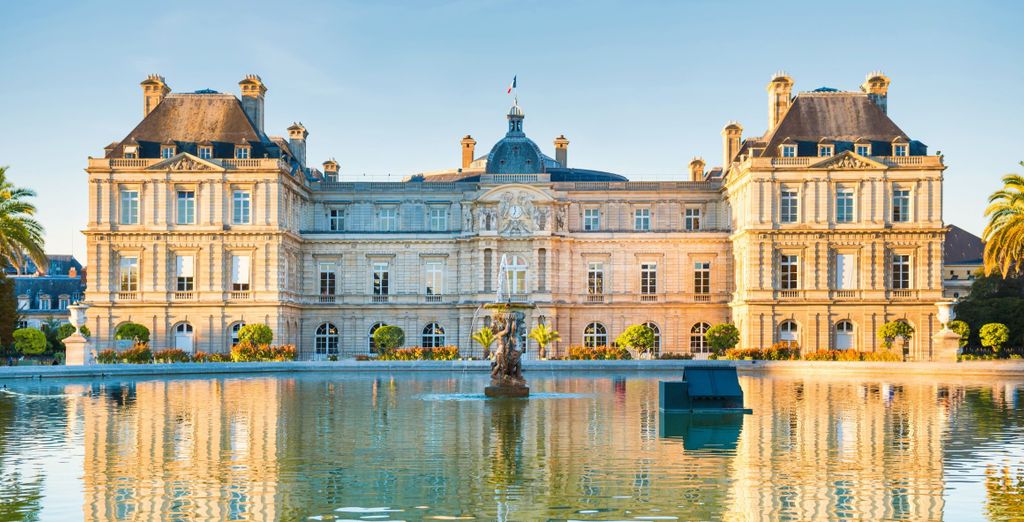 Hotel Eiffel Blomet 4*