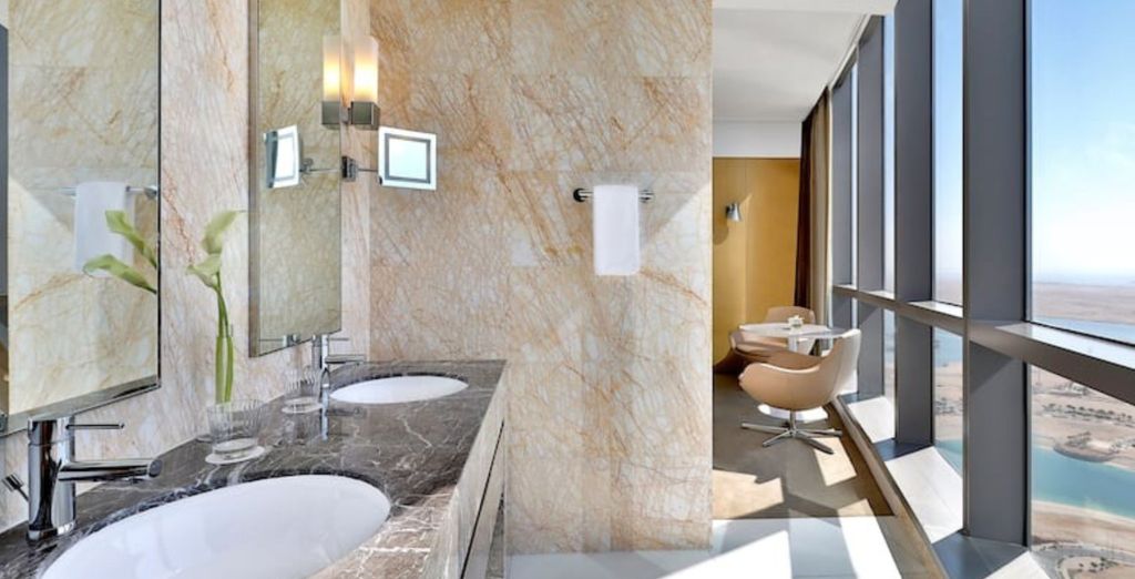 Conrad Abu Dhabi Etihad Towers 5*