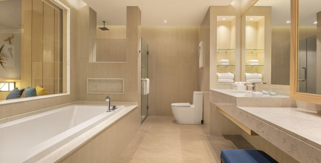 Combinato 5* Metadee Concept Hotel e Le Méridien con possibile pre-estensione a Bangkok