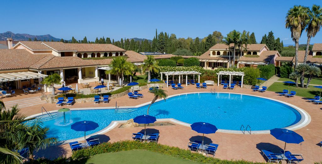 Lantana Resort 4*