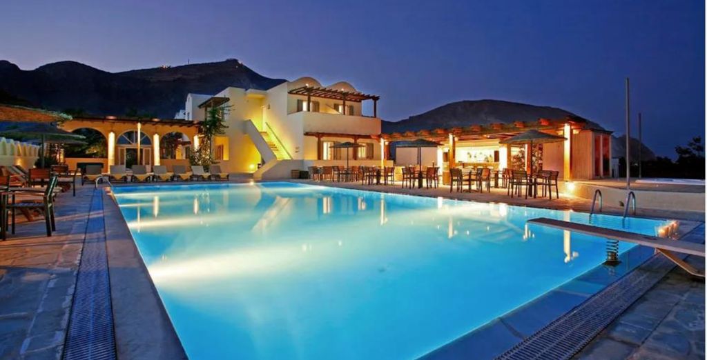 Thera Mare Hotel 4*