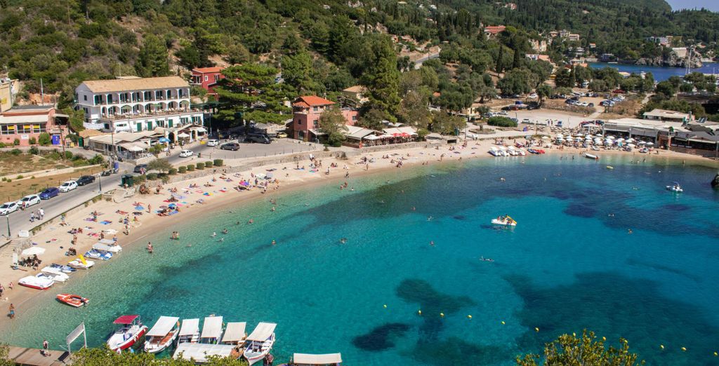 Crociera: Scoperta degli splendori del Mar Ionio in Caicco