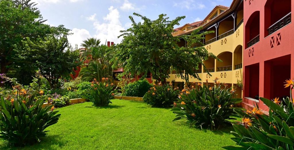 Pestana Village Garden 4*