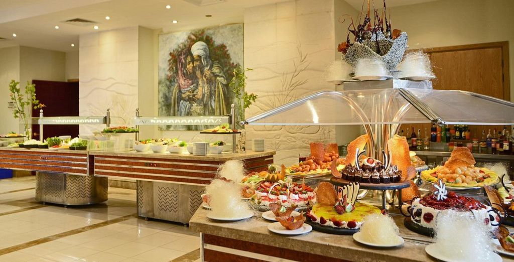 Naama Bay Hotel & Resort 5*