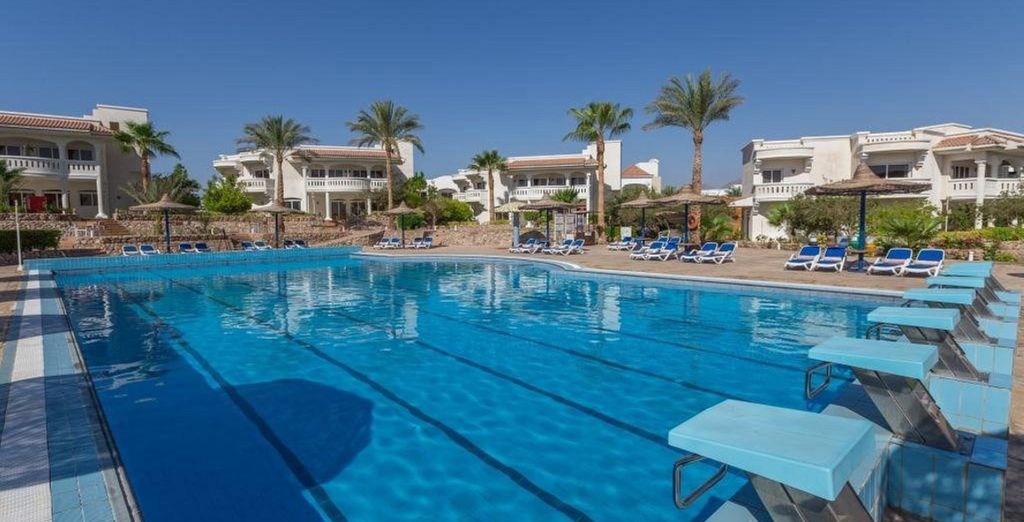 Naama Bay Hotel & Resort 5*