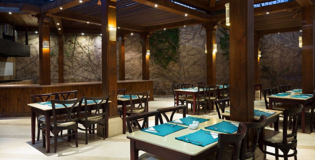 Naama Bay Hotel & Resort 5*