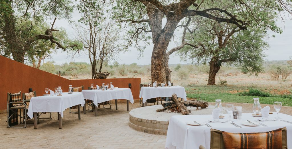Soggiorno multiattività: Mohlabetsi Safari Lodge e Premier Hotel O.R. Tambo 4*