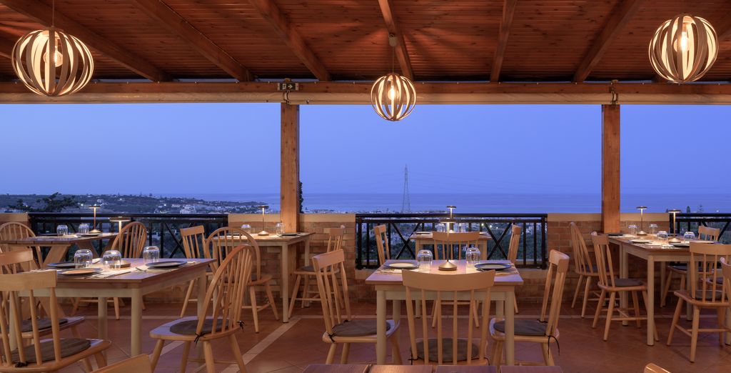 Asterias Village Resort 4*