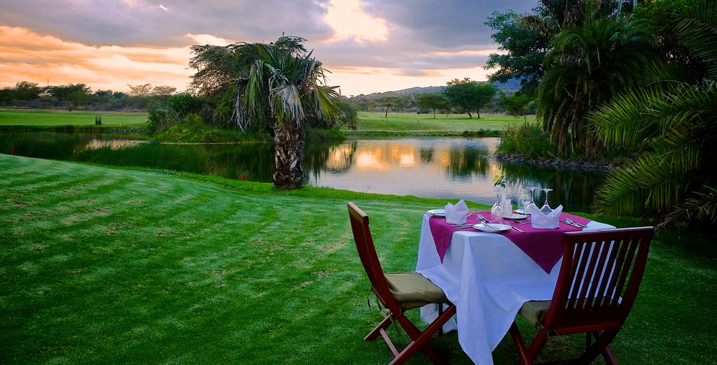 Safari collettivo ed estensione al Pinewood Beach Resort & Spa 4*
