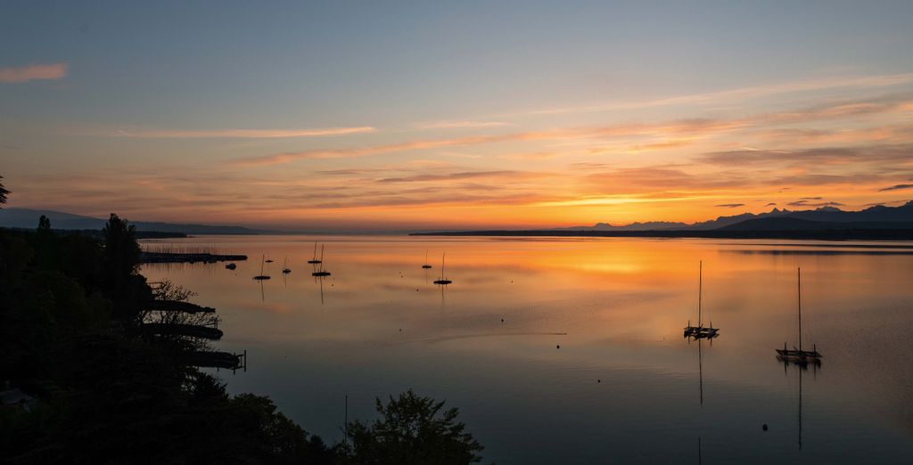 Lake Geneva Hotel 4*