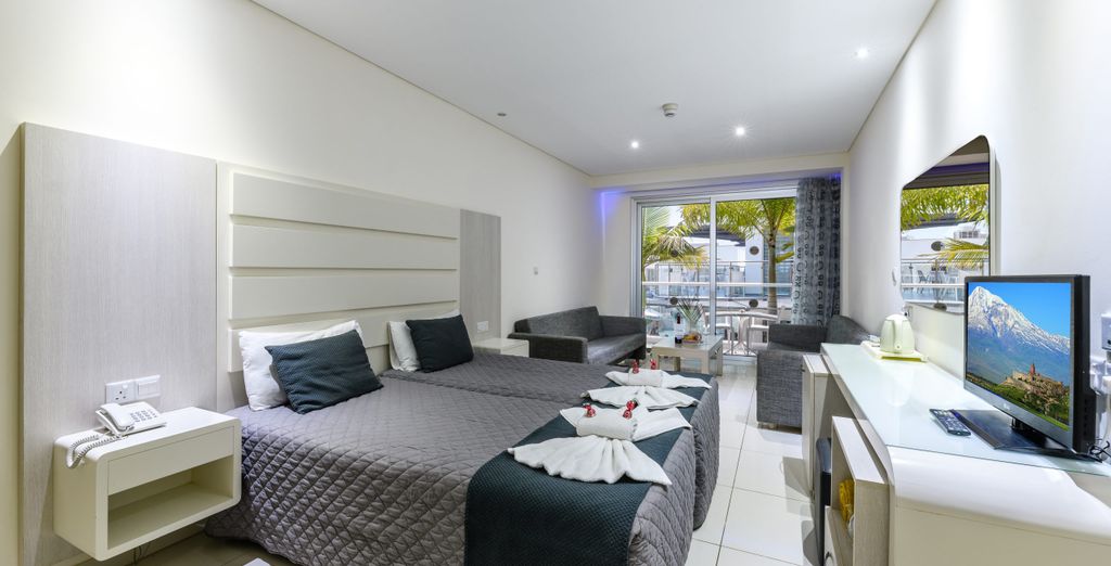 Tasia Maris Oasis 4*