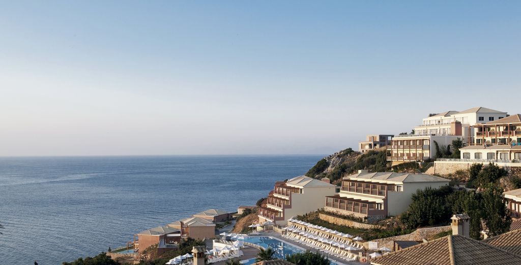 Louis Apostolata Island Resort & Spa 5*