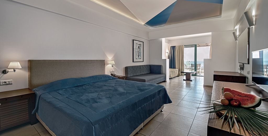 Louis Apostolata Island Resort & Spa 5*