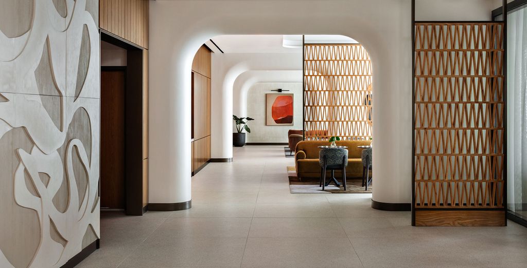Kimpton Hotel Theta 4*