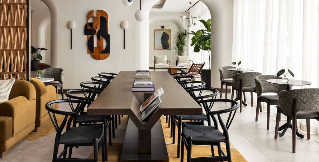 Kimpton Hotel Theta 4*